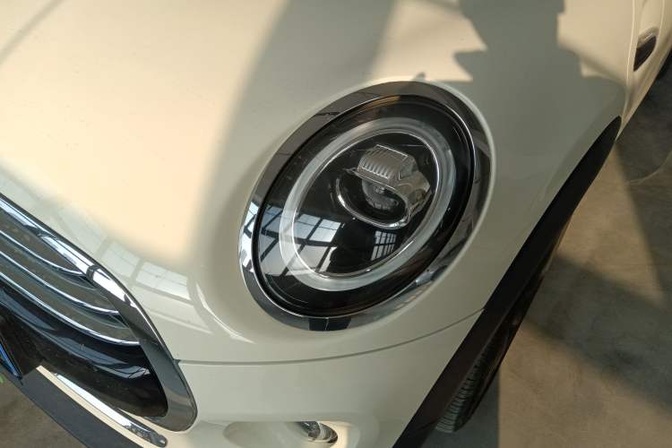 Used  MINI 2019 1.5T COOPER Artist
