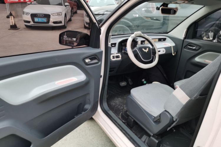 Used Wuling Hongguang MINIEV 2021 Macaron Fashion Model Lithium Iron Phosphate
