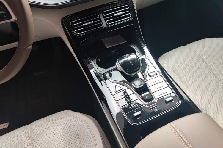 Used BYD Qin PLUS 2024 HONOR Edition DM-i 55KM Leading Model