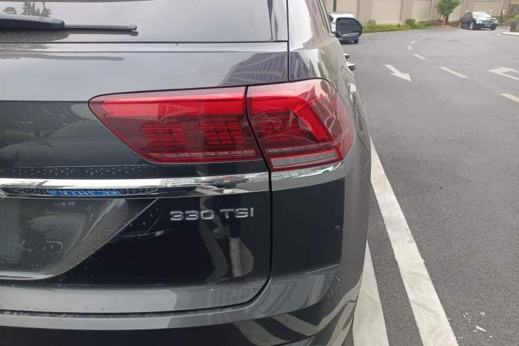 Used Volkswagen Teramont X 2021 330TSI Two-Wheel-Drive Prestige Luxury Edition