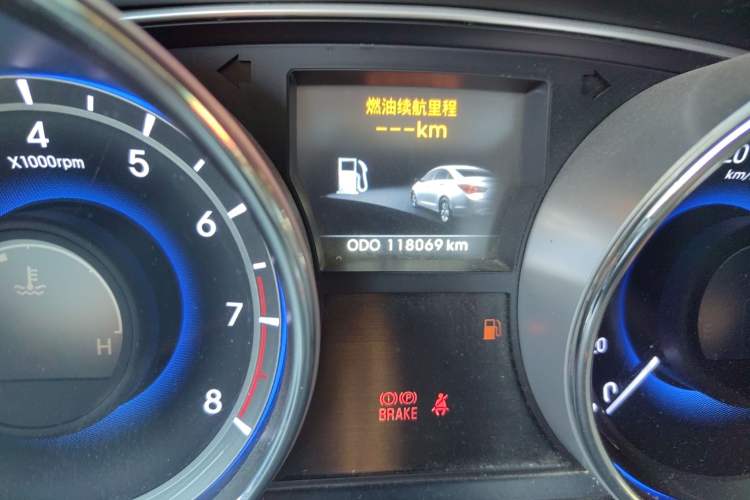 Used Hyundai Sonata 2014 2.0L Automatic Luxury Edition
