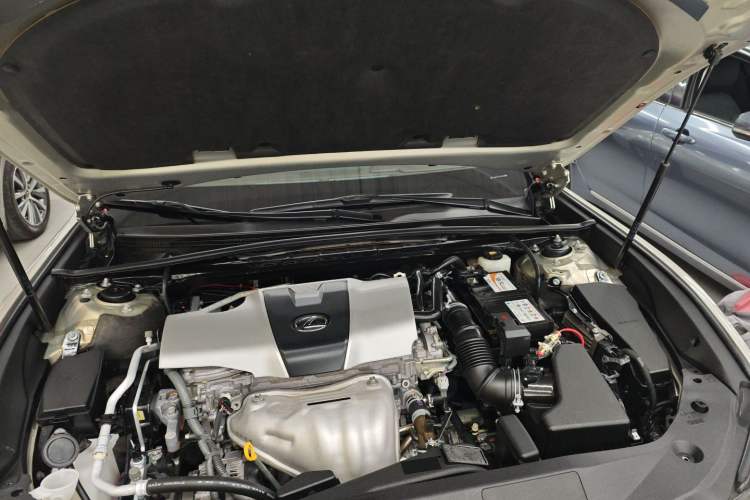 Used Lexus ES 2018 200 Luxury Edition China V Standard
