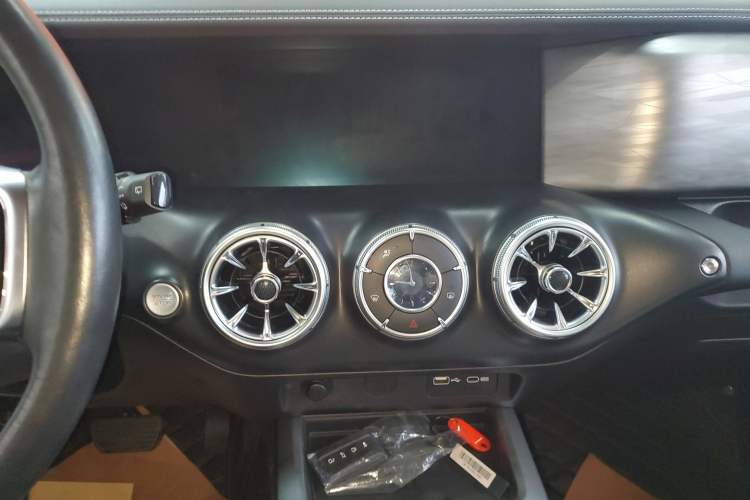 Used Tank 300 2021 City Edition 2.0T—Truly Stylish