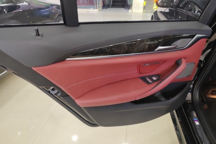 Used BMW 5 Series 2018 530Li Leading Model M Sport Package