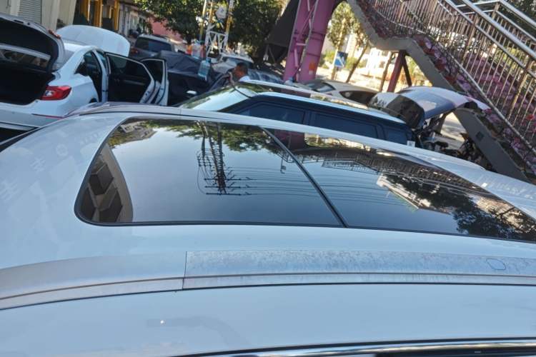 Used Geely Auto Emgrand X7 Sport 2016 1.8TD Automatic All-Wheel-Drive ZhiZun Edition
