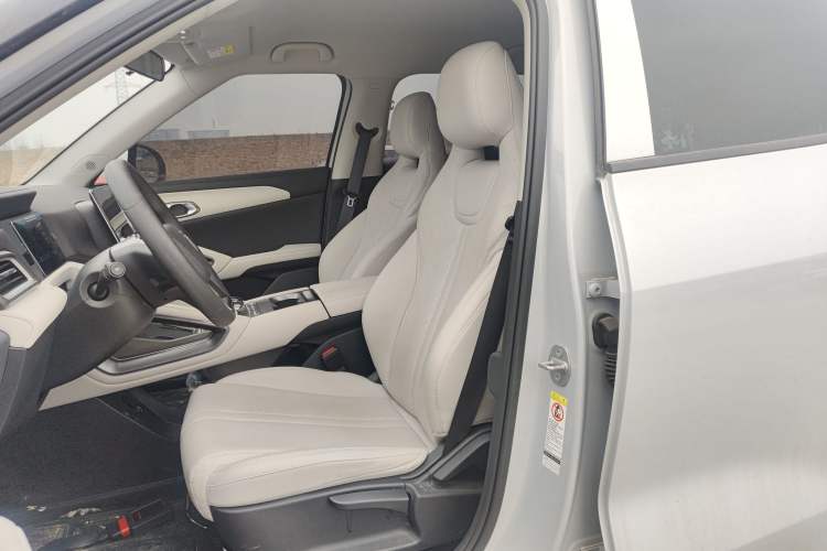 Used BYD Yuan UP 2025 Intelligent Driving Version 401 KM Dynamic Edition