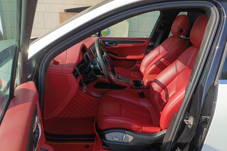 Used Porsche Macan 2014 Macan 2.0T
