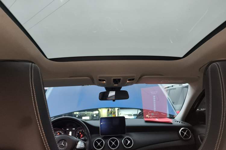 Used Mercedes-Benz GLA 2017 GLA 200 Fashion Model
