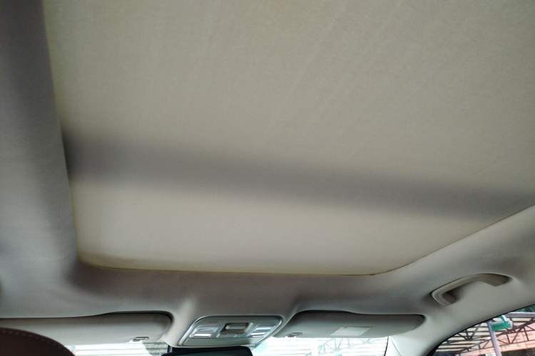 Used Geely Auto Emgrand X7 Sport 2016 1.8TD Automatic All-Wheel-Drive ZhiZun Edition
