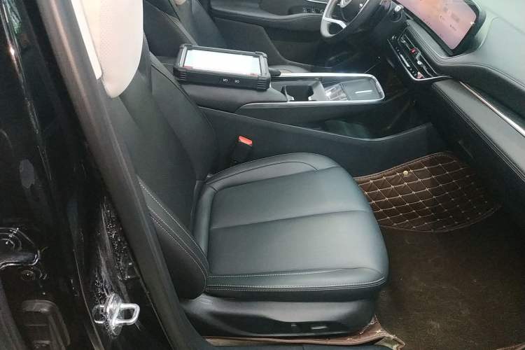 Used Buick LaCrosse 2023 Restyled 25T Cross-Country Edition
