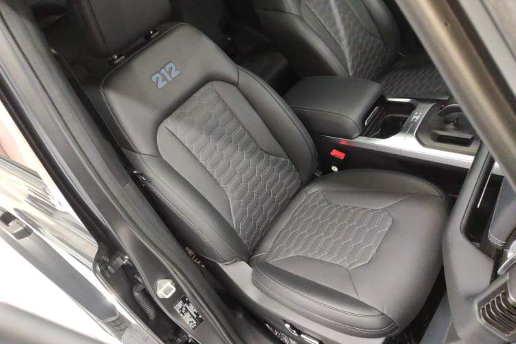 Used  T01 2024 2.0T Explorer
