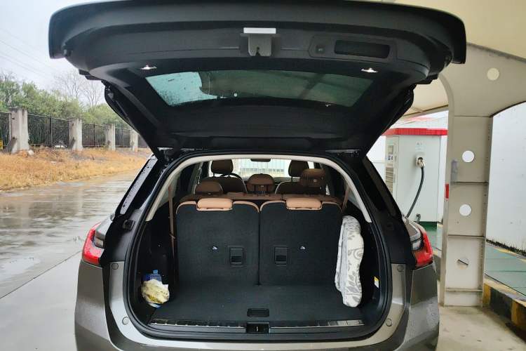 Used Nio ES8 2018 355 km Base Version 7-Seater Edition
