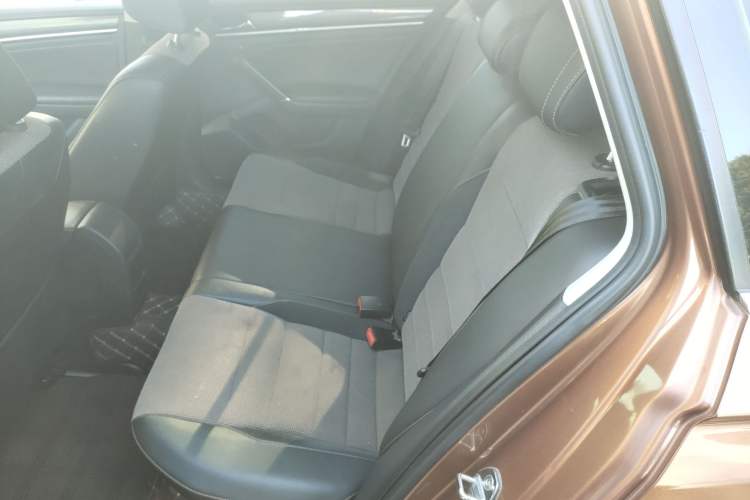 Used Volkswagen C-TREK 2017 1.6L Automatic Comfort Model
