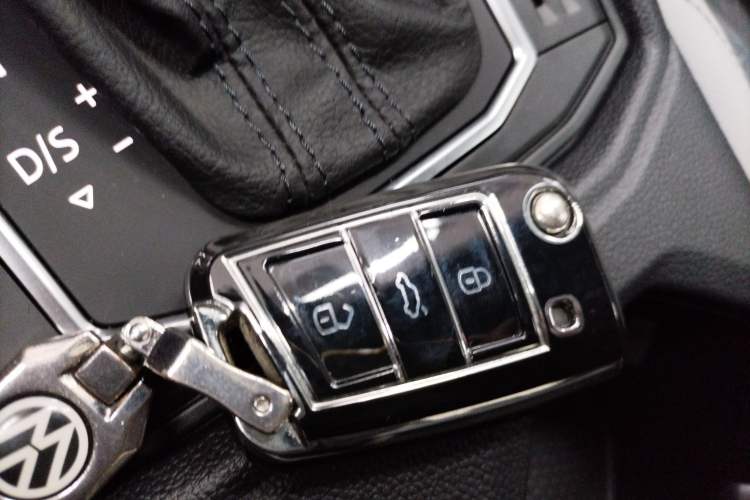 Used Volkswagen Lavida 2024 300TSI DSG Full-Comfort Edition
