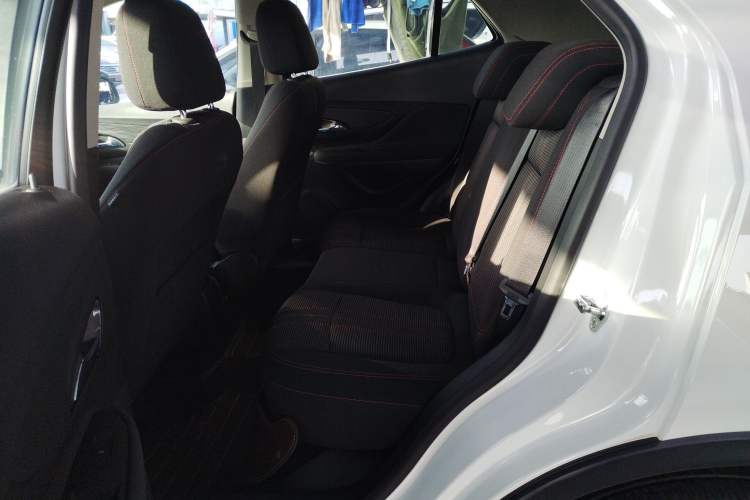 Used Buick Encore 2017 18T Automatic Two-Wheel Drive Urban Leading Model
