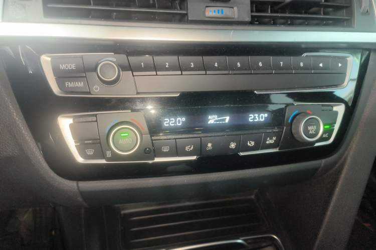 TDK.VehicleDetails.img