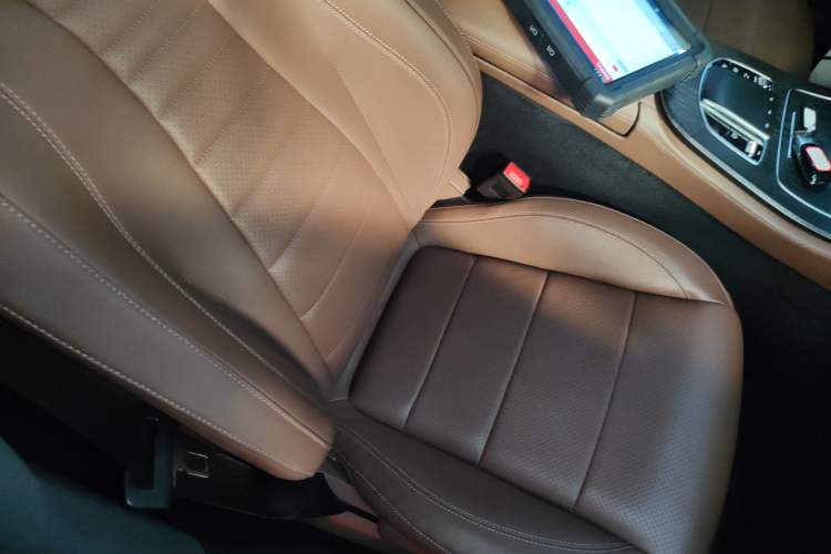 Used Mercedes-Benz E-Class 2020 Restyled E 300 L Sporty and Stylish Edition
