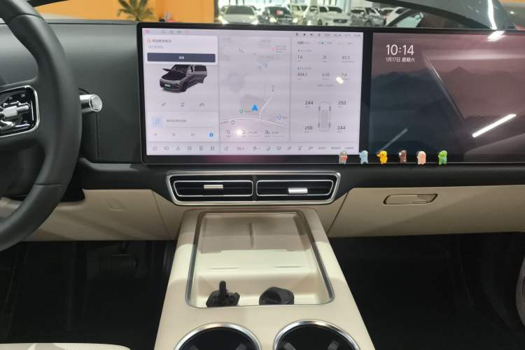 Used Li Auto L8 2023 Pro Model
