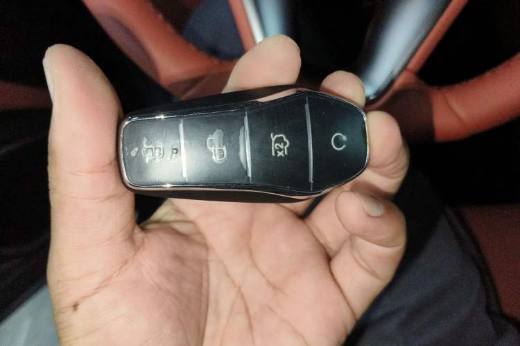 Used BYD Tang L 2025 EV 600KM All-Wheel-Drive LiDAR Flagship Model
