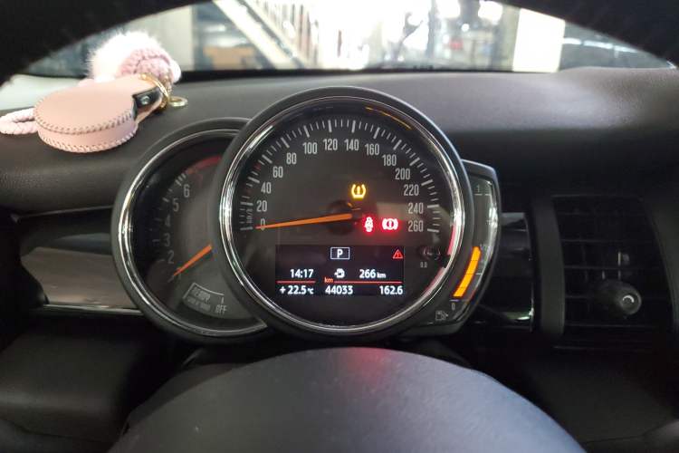 Used  MINI 2019 1.5T ONE PLUS
