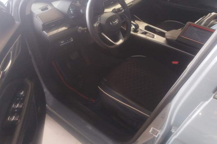 Used Geely Auto Emgrand L HiP 2024 Champion Edition 1.5TD-DHT Pro 100KM Superior Model