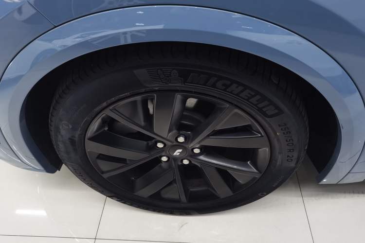 Used Li Auto L7 2023 Pro Model
