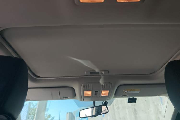 Used Mazda Atenza 2017 2.0L Blue Sky Luxury Edition
