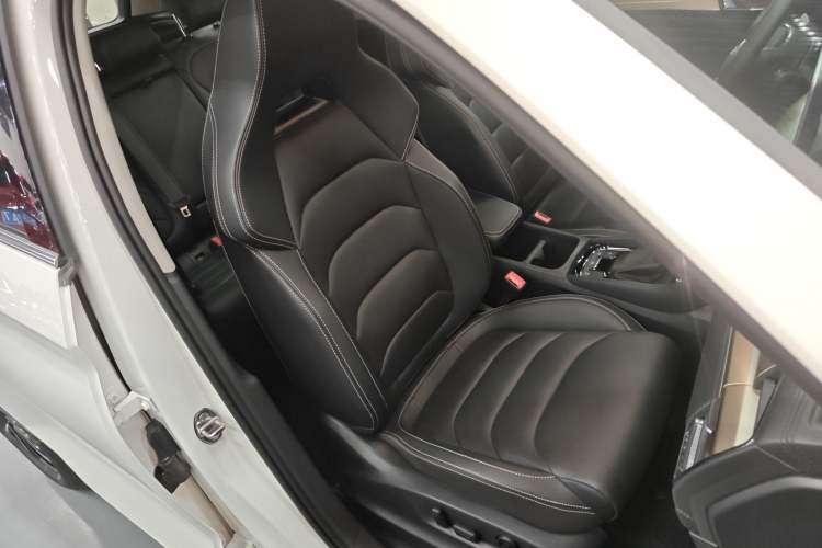 Used Skoda Kodiaq 2022 TSI330 5-Seater Two-Wheel-Drive Luxury Edition
