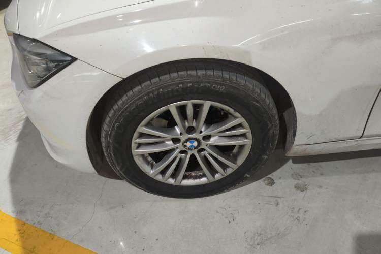 Used BMW 3 Series 2014 320Li Fashion Model
