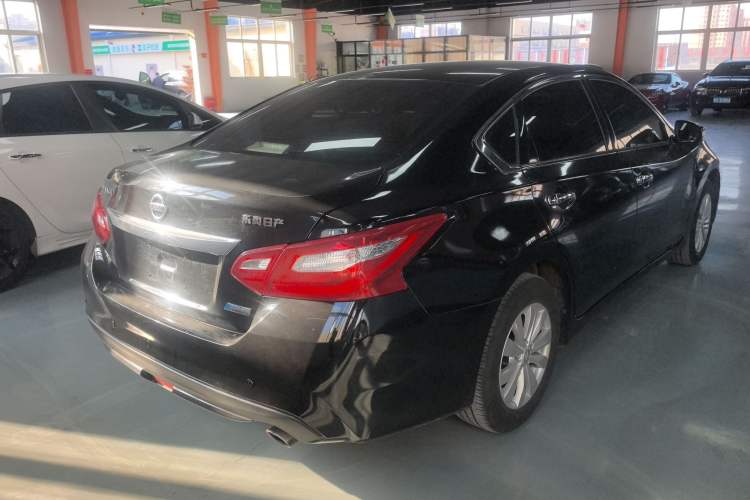 Used Nissan Teana 2016 2.0L XE Fashion Edition
