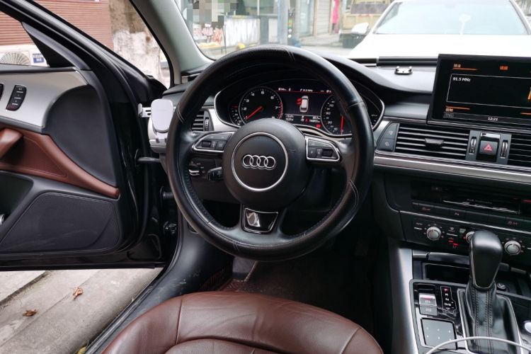 Used Audi A6 2017 Avant 35 TFSI Fashion Model
