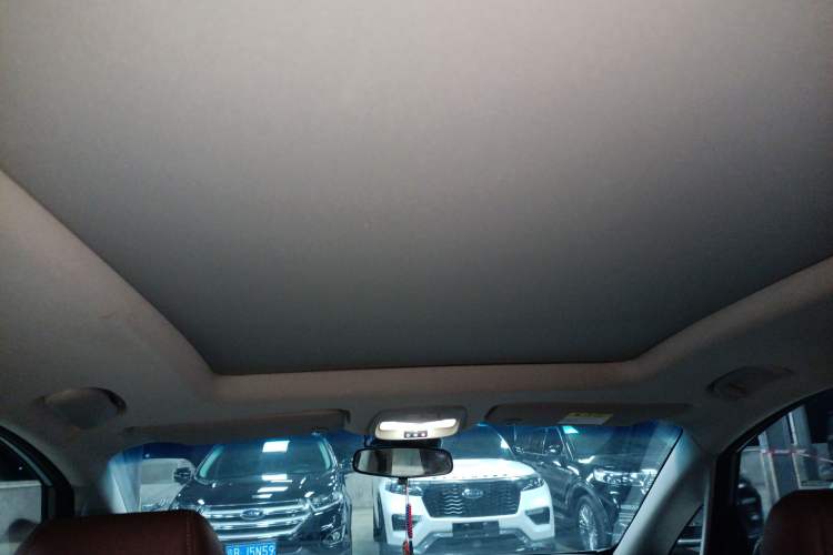 Used Buick GL6 2019 18T 6-Seater Connected Luxury Version China VI Standard
