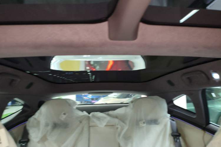 Used  11 2024 630 Rear-Wheel Drive Edition with Three Lasers