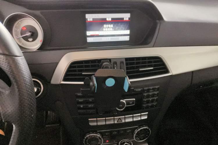 Used Mercedes-Benz C-Class 2011 C 200 Fashion Travel Edition