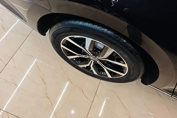 Used Volkswagen Magotan 2020 330TSI DSG Leading Model
