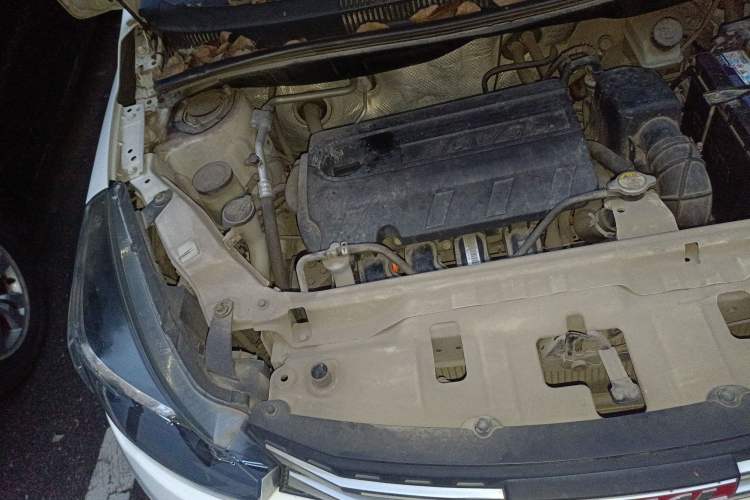 Used Haval H1 2017 Red-Label 1.5L Manual Comfort Model
