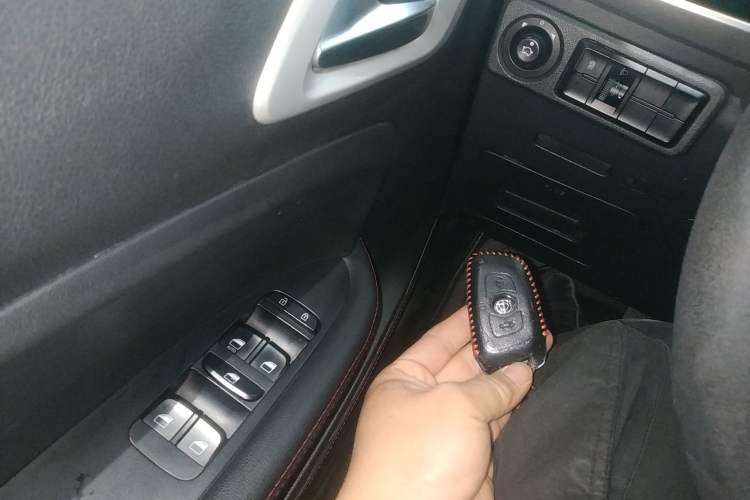 Used Brilliance V3 2015 1.5T Automatic Flagship Model
