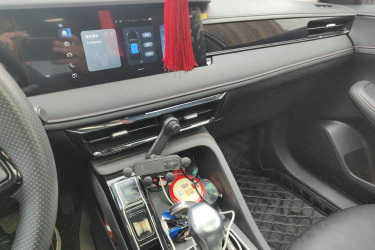 Used Roewe i5 2023 1.5L CVT Luxury Edition