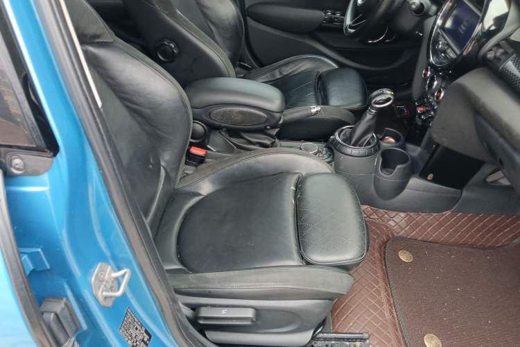 Used  MINI 2015 2.0T COOPER S Five-Door Edition
