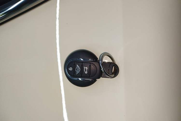 Used  MINI 2021 1.5T ONE
