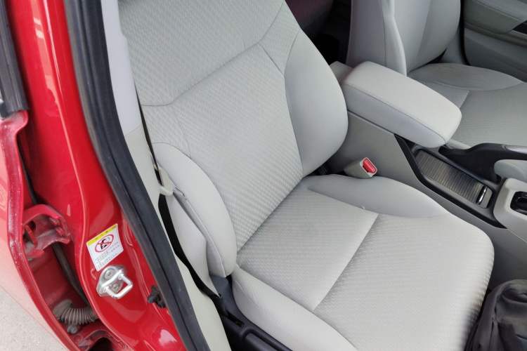 Used Honda Civic 2014 1.8L automatic comfort version
