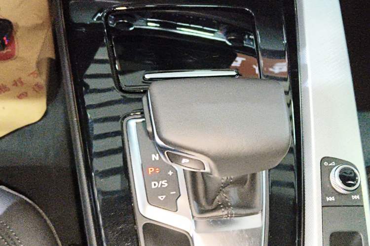 Used Audi A4 2023 Avant 40 TFSI Fashionable and Dynamic Model
