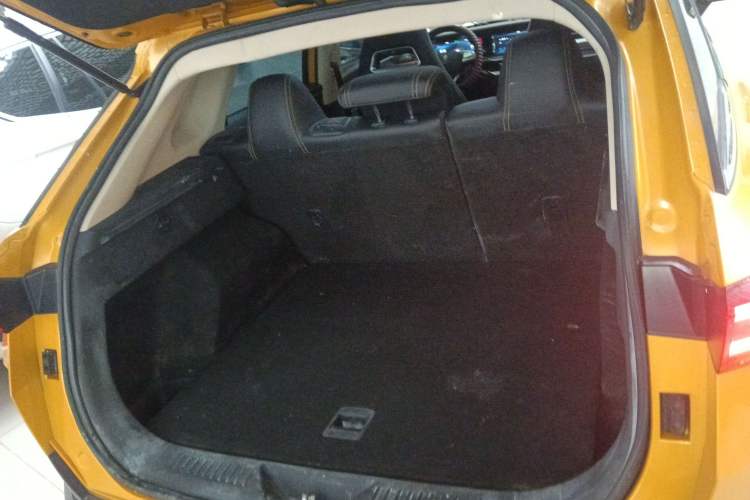 Used Bestune T77 2019 230 TID Automatic Prestige Version China VI Emission Standard