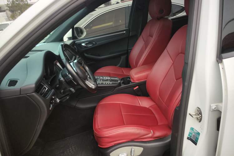 Used Porsche Macan 2018 Macan 2.0T
