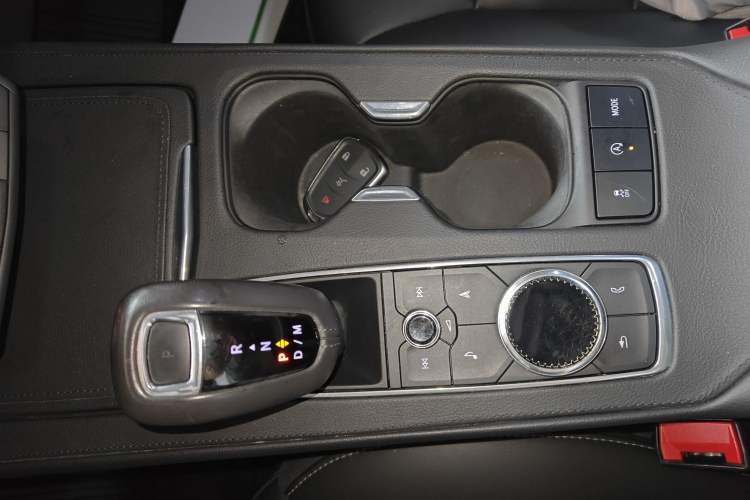 Used Cadillac XT4 2018 28T Two-Wheel Drive Leading Version
