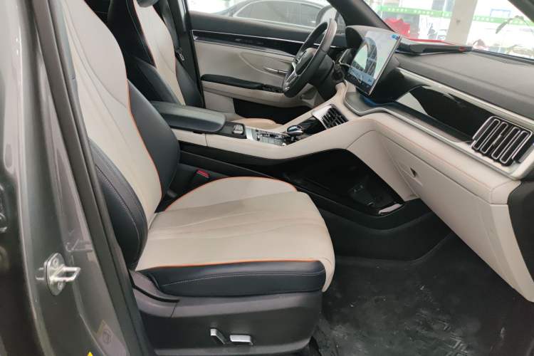 Used BYD Song PLUS New Energy 2021 DM-i 110KM Flagship Model
