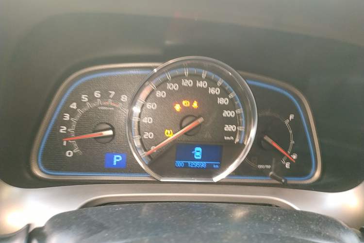 Used Toyota RAV4 2015 2.0L CVT Four-Wheel Drive New Edition
