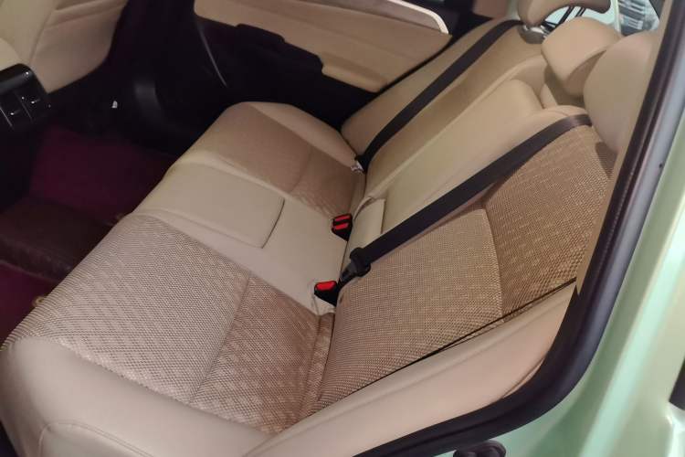 Used Honda Jade 2017 210TURBO CVT Fashion Edition 5-seater
