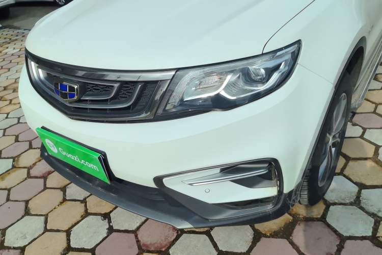 Used Geely Auto Emgrand X7 Sport 2018 1.8TD Automatic Two-Wheel Drive Smart Connect 4G Internet Edition
