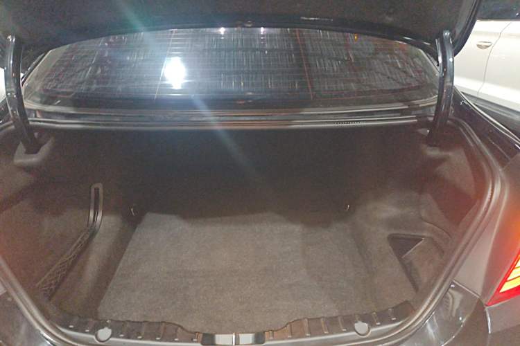 Used BMW 5 Series 2014 525Li Luxury Design Package
